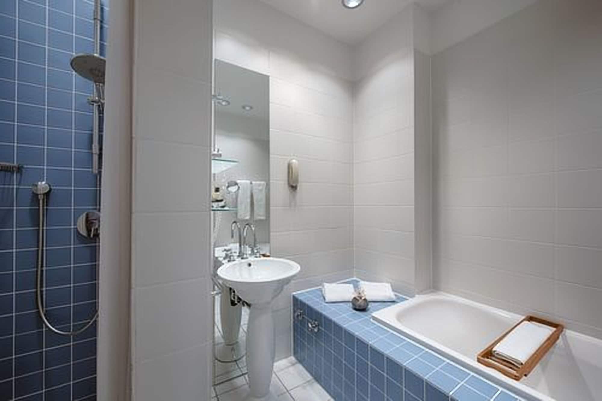 Privathotel Lindtner Amburgo Esterno foto Bathroom