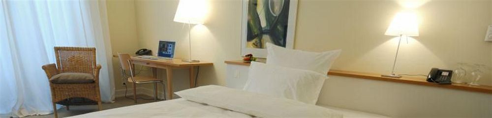 Privathotel Lindtner Amburgo Esterno foto A room at the hotel