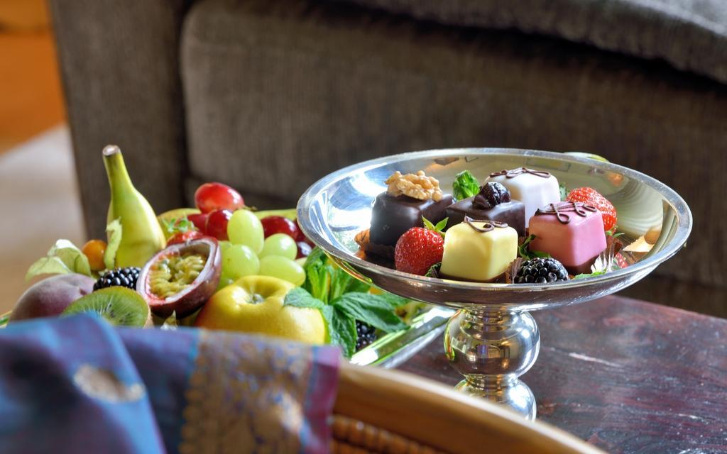 Privathotel Lindtner Amburgo Esterno foto Fruit and chocolate